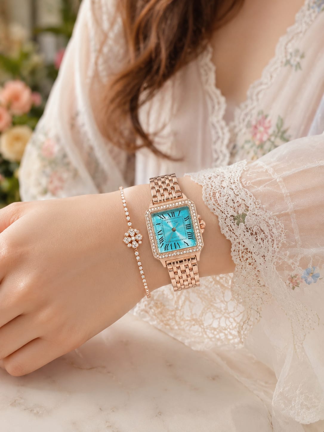 Ladies square dial watch